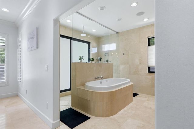 829 IDLEWILD WAY, Sarasota, FL 34242