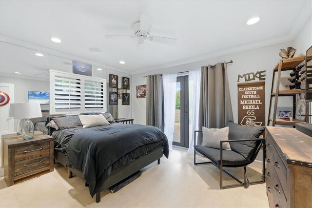 829 IDLEWILD WAY, Sarasota, FL 34242