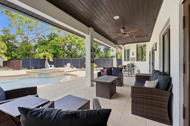 829 IDLEWILD WAY, Sarasota, FL 34242