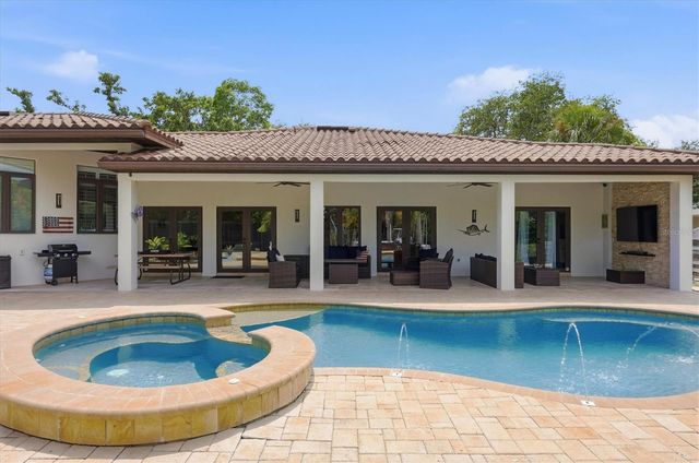 829 IDLEWILD WAY, Sarasota, FL 34242