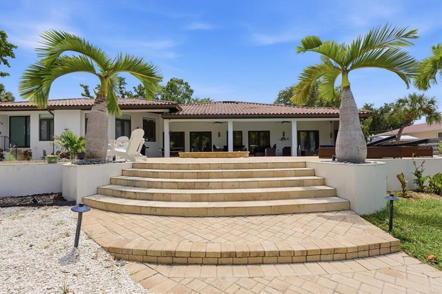 829 IDLEWILD WAY, Sarasota, FL 34242