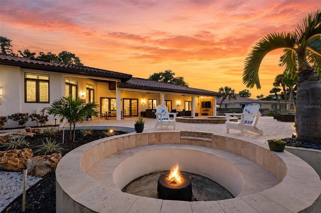 829 IDLEWILD WAY, Sarasota, FL 34242