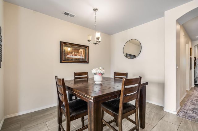 500 Michael Avenue SW, Los Lunas, NM 87031