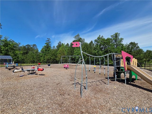 6722 Gibe Ln, North Chesterfield, VA 23234