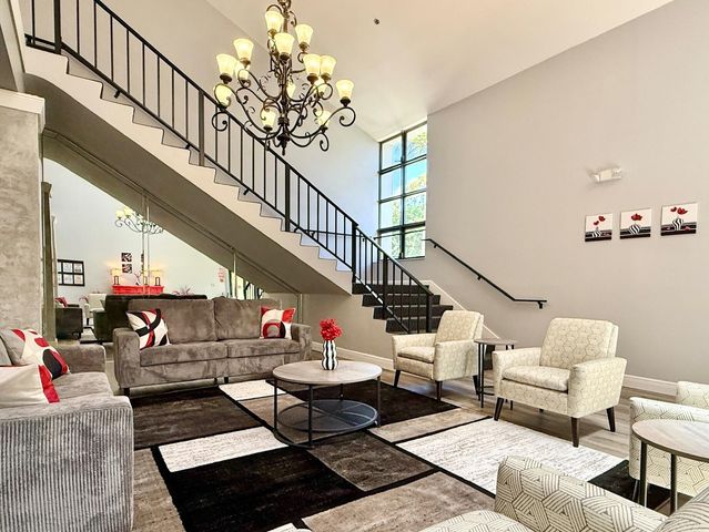 10678 OCEAN PALM Way 202, Boynton Beach, FL 33437