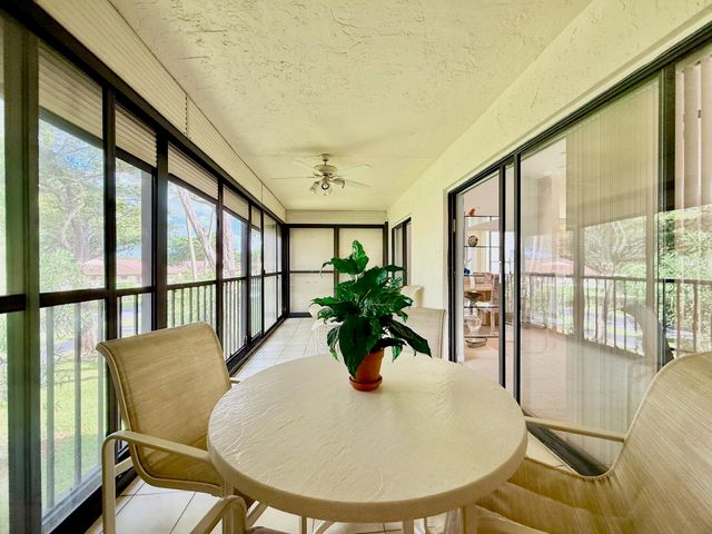 10678 OCEAN PALM Way 202, Boynton Beach, FL 33437