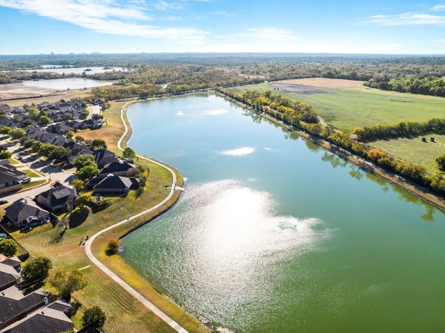 9148 Rushing River Drive, Fort Worth, TX 76118