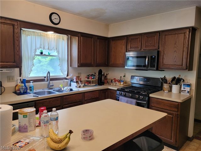7939 Gatewood Oval, Gates Mills, OH 44040