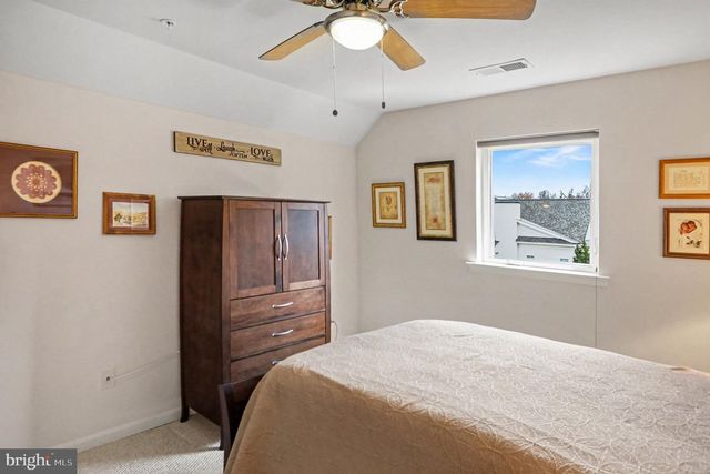 7915 CHARLES CT, Pasadena, MD 21122