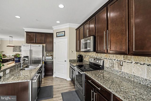 7915 CHARLES CT, Pasadena, MD 21122