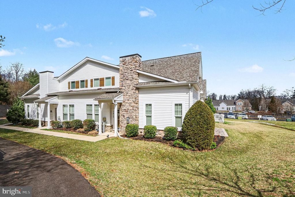 7915 CHARLES CT, Pasadena, MD 21122