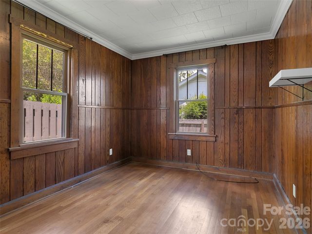 29 Salem Street, Brevard, NC 28712