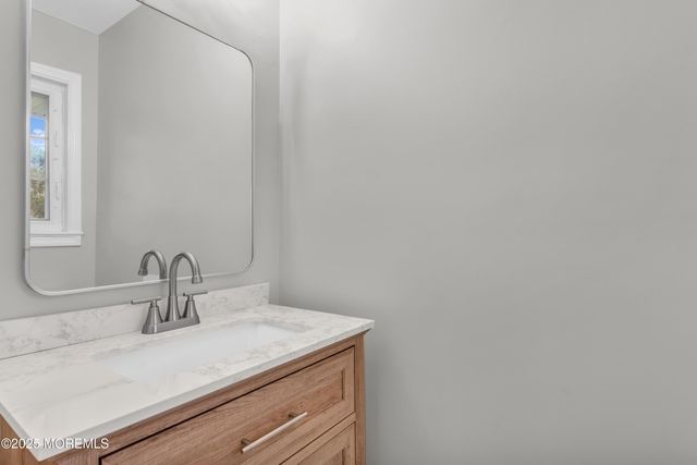 25 Monroe Avenue, Toms River, NJ 08755