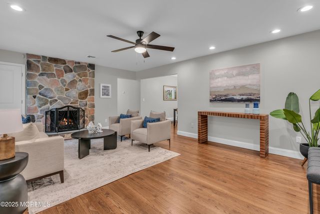 25 Monroe Avenue, Toms River, NJ 08755