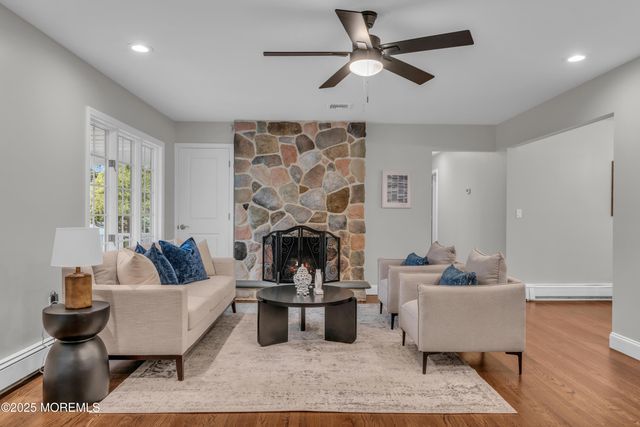 25 Monroe Avenue, Toms River, NJ 08755