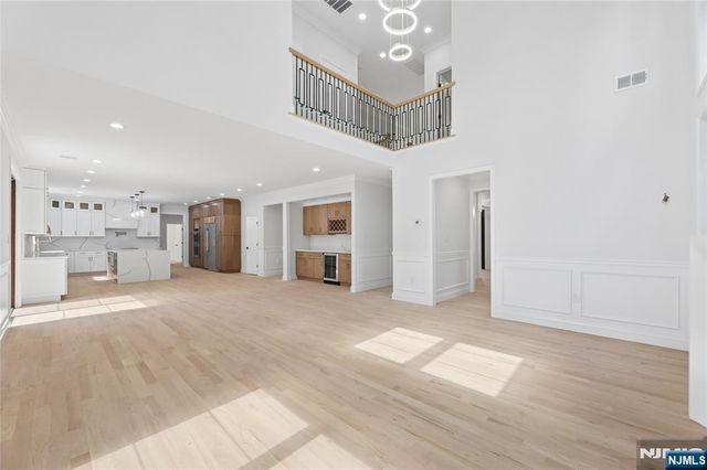 532 Hobart Road, Paramus, NJ 07652