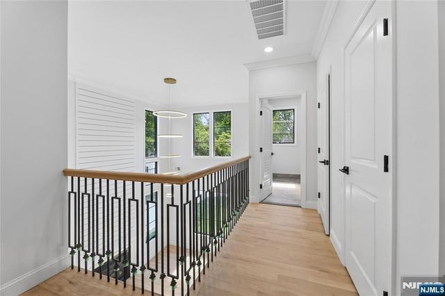 532 Hobart Road, Paramus, NJ 07652