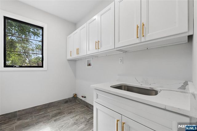 532 Hobart Road, Paramus, NJ 07652