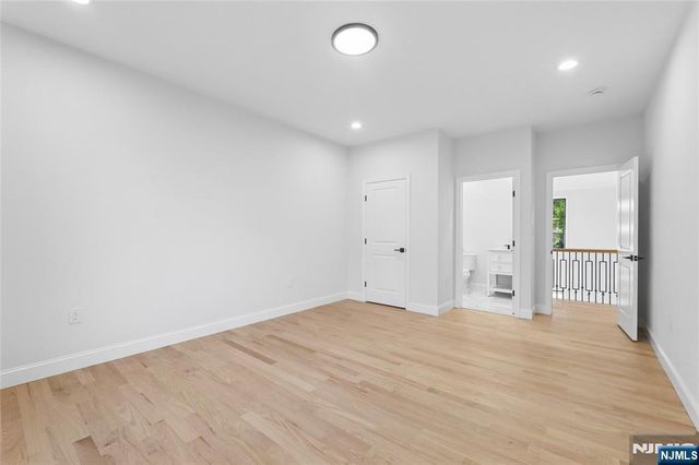 532 Hobart Road, Paramus, NJ 07652