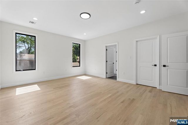 532 Hobart Road, Paramus, NJ 07652