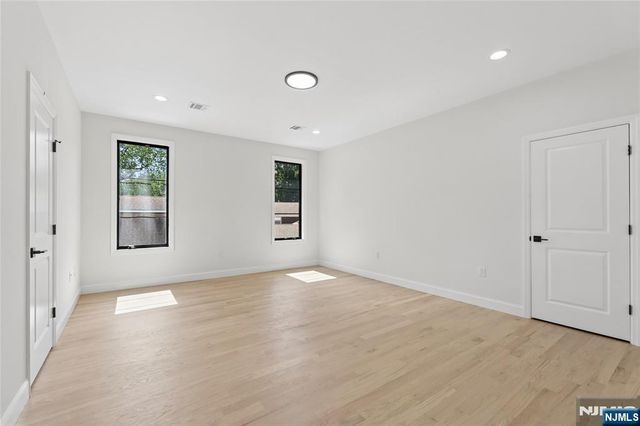 532 Hobart Road, Paramus, NJ 07652