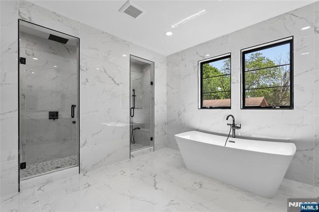 532 Hobart Road, Paramus, NJ 07652