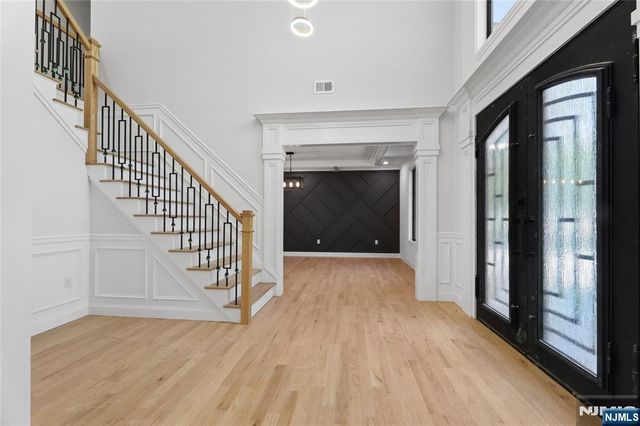 532 Hobart Road, Paramus, NJ 07652