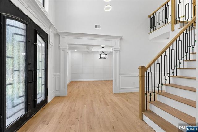 532 Hobart Road, Paramus, NJ 07652