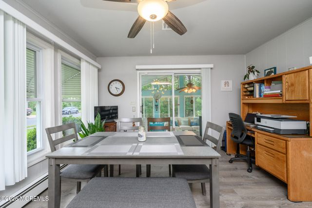 1 Selkirk Avenue, Toms River, NJ 08757