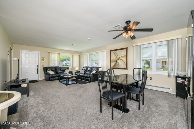 1 Selkirk Avenue, Toms River, NJ 08757