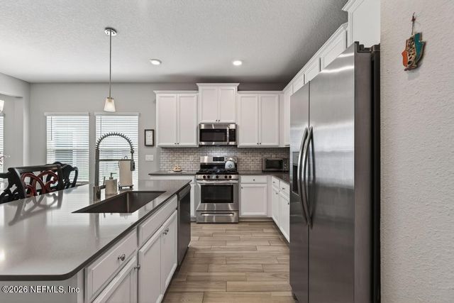 75268 PONDSIDE Lane, Yulee, FL 32097