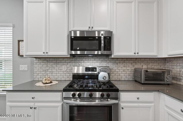 75268 PONDSIDE Lane, Yulee, FL 32097