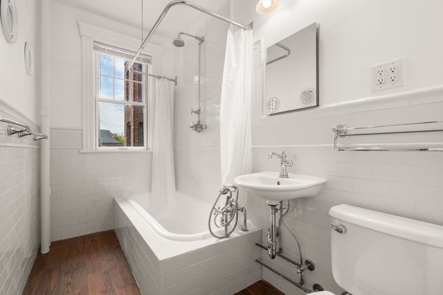 72 Strathmore 7B, Boston, MA 02135