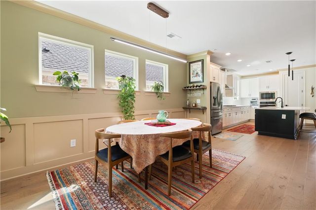 318 Carriage Glen Lane, Woodstock, GA 30188
