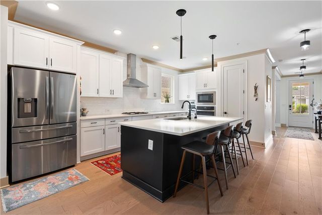 318 Carriage Glen Lane, Woodstock, GA 30188