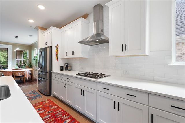 318 Carriage Glen Lane, Woodstock, GA 30188