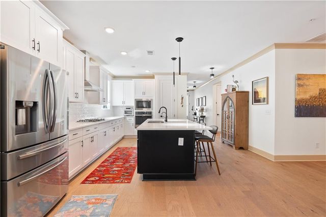 318 Carriage Glen Lane, Woodstock, GA 30188