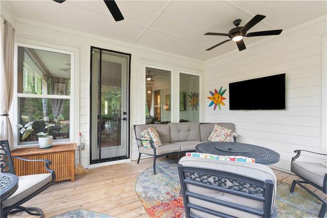 318 Carriage Glen Lane, Woodstock, GA 30188