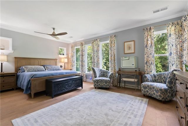 318 Carriage Glen Lane, Woodstock, GA 30188