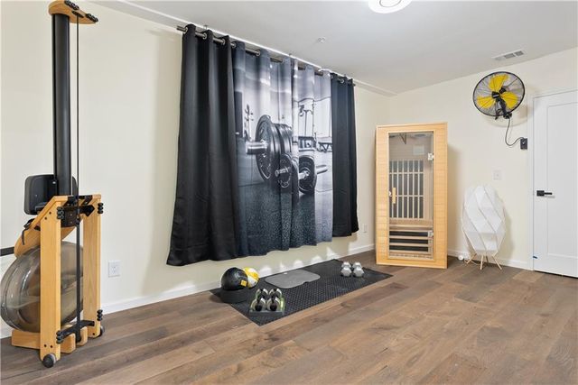 318 Carriage Glen Lane, Woodstock, GA 30188