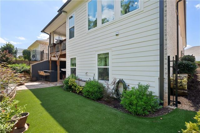 318 Carriage Glen Lane, Woodstock, GA 30188