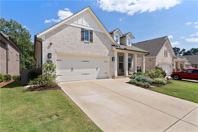 318 Carriage Glen Lane, Woodstock, GA 30188