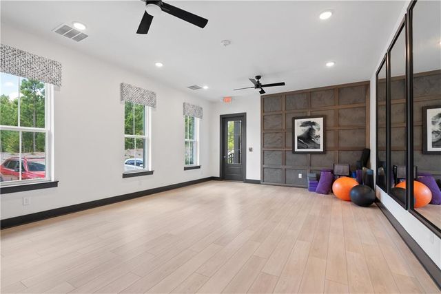 318 Carriage Glen Lane, Woodstock, GA 30188