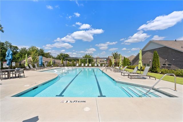 318 Carriage Glen Lane, Woodstock, GA 30188
