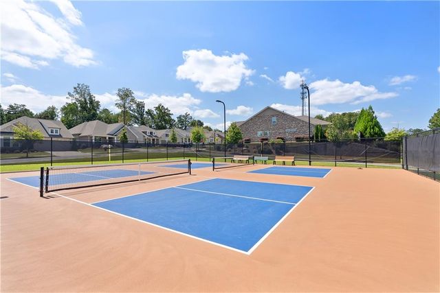 318 Carriage Glen Lane, Woodstock, GA 30188