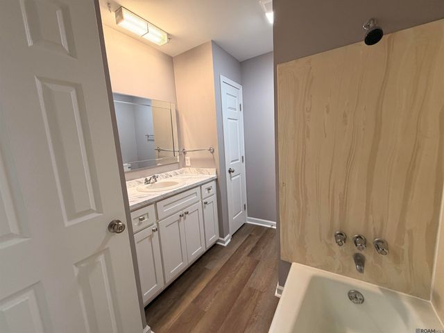 13160 She Lee Place Rd, Gonzales, LA 70737