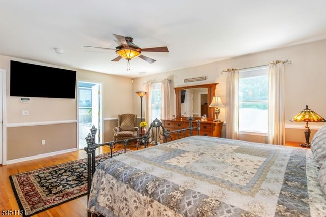 2 Kingston Ct, Jefferson Twp., NJ 07438