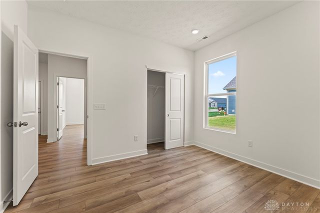 107 Autumn Maple Lane, Brookville, OH 45309