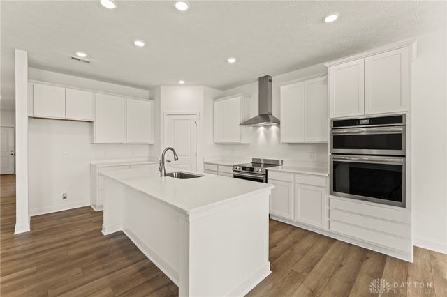 107 Autumn Maple Lane, Brookville, OH 45309