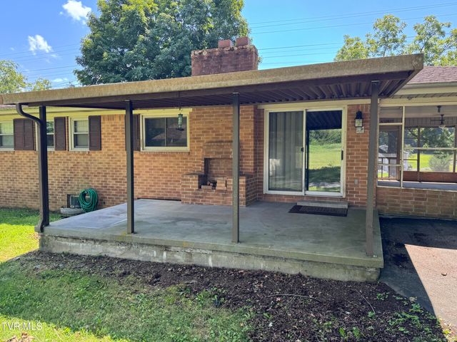 1159 V I Ranch Road, Bristol, TN 37620